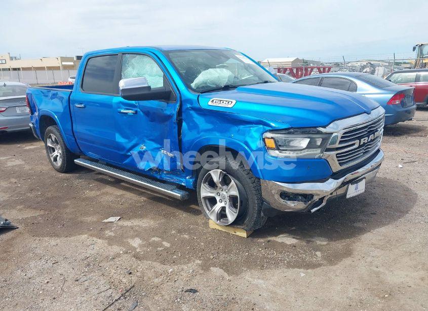 2021 Ram 1500 LARAMIE 4X4 5'7 BOX (VIN 1C6SRFJT1MN774879) main photo