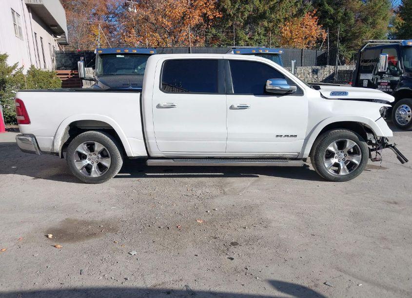 Photo 14 of 2019 Ram 1500 LARAMIE 4X4 5'7 BOX (VIN 1C6SRFJT2KN624518)