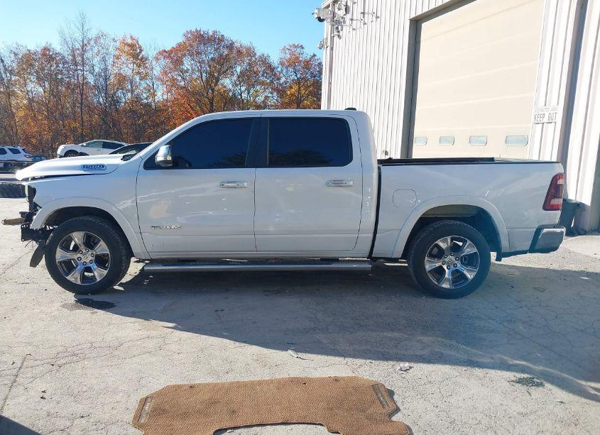 Photo 15 of 2019 Ram 1500 LARAMIE 4X4 5'7 BOX (VIN 1C6SRFJT2KN624518)