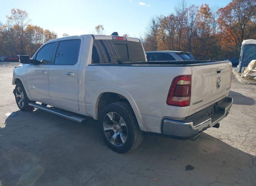 Photo 3 of 2019 Ram 1500 LARAMIE 4X4 5'7 BOX (VIN 1C6SRFJT2KN624518)