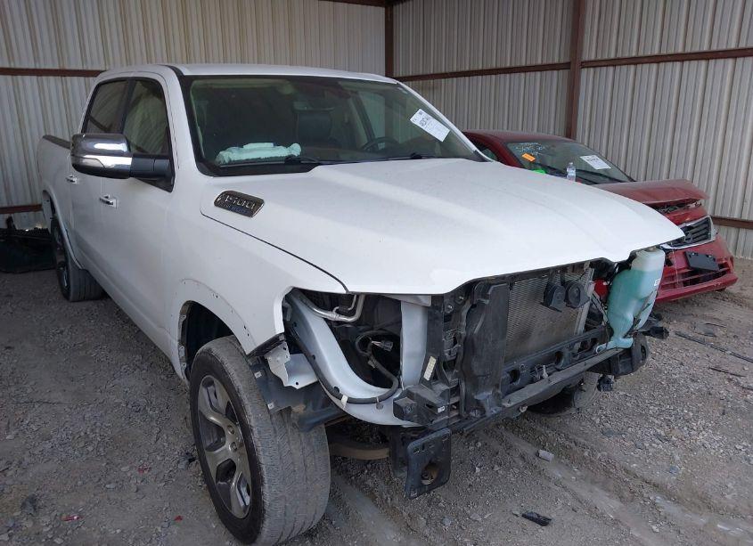 2021 Ram 1500 LARAMIE 4X4 5'7 BOX (VIN 1C6SRFJT2MN796485) main photo