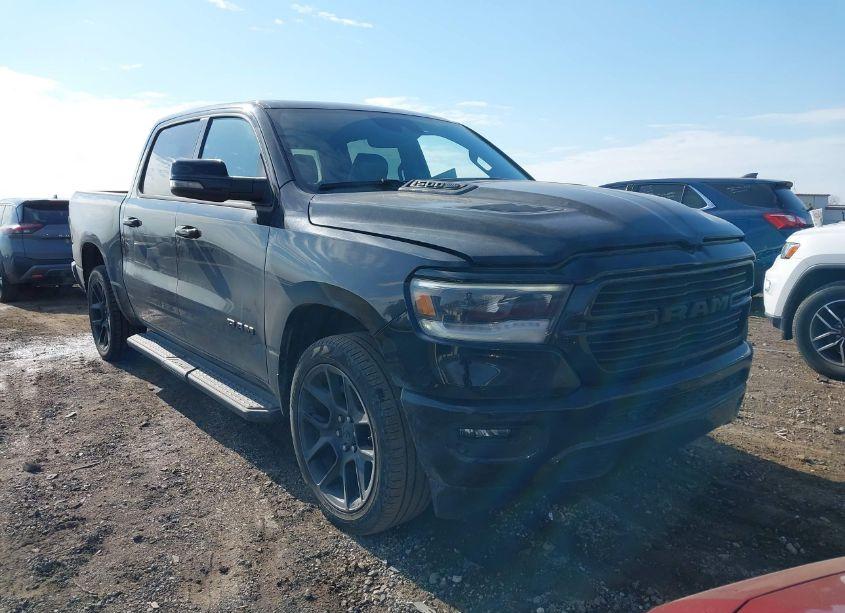 2023 Ram 1500 LARAMIE 4X4 5'7 BOX (VIN 1C6SRFJT2PN542098) main photo
