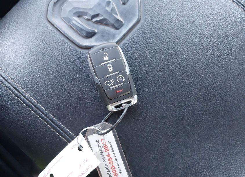 Photo 11 of 2023 Ram 1500 LARAMIE 4X4 5'7 BOX (VIN 1C6SRFJT2PN542098)