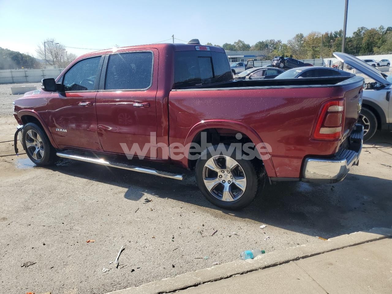 Photo 2 of 2019 RAM 1500 LARAMIE (VIN 1C6SRFJT3KN663408)
