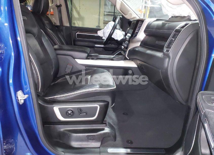 Photo 5 of 2019 Ram 1500 LARAMIE 4X4 5'7 BOX (VIN 1C6SRFJT3KN672691)