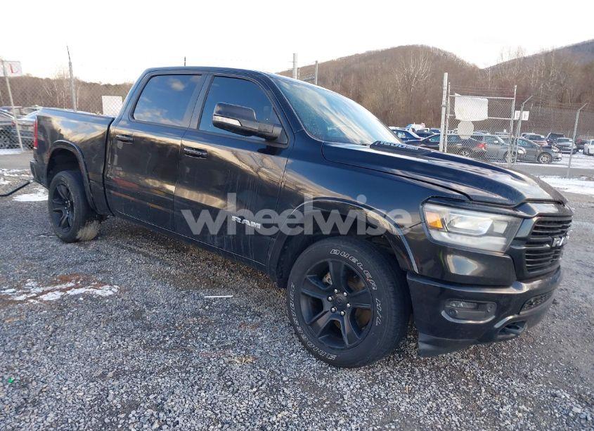 2020 Ram 1500 LARAMIE 4X4 5'7 BOX (VIN 1C6SRFJT3LN370190) main photo