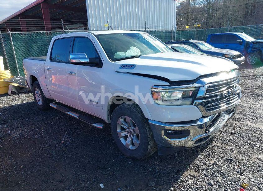 2022 Ram 1500 LARAMIE 4X4 5'7 BOX (VIN 1C6SRFJT3NN348306) main photo
