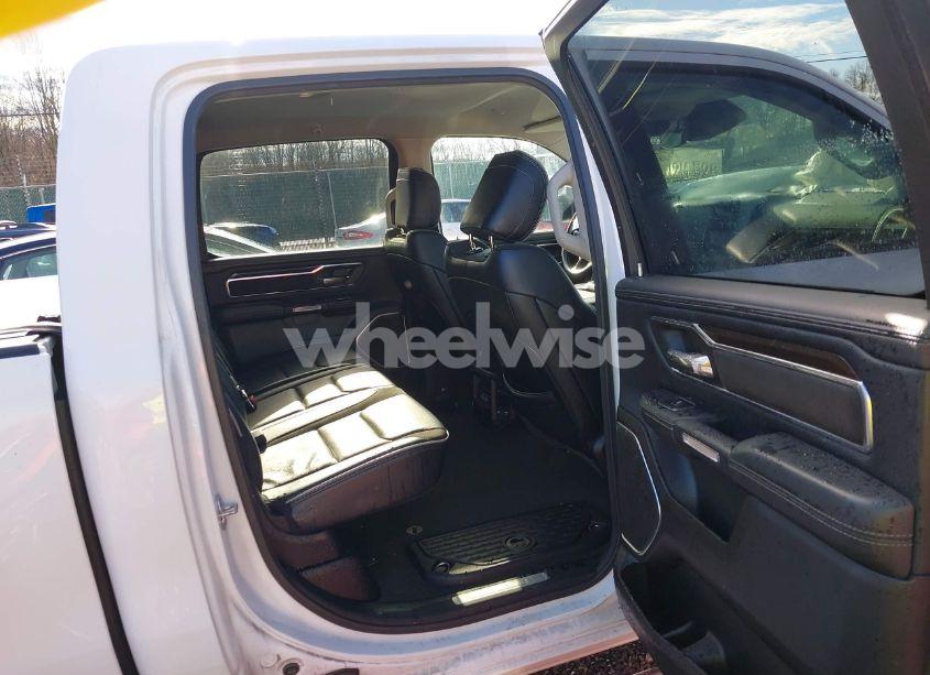 Photo 8 of 2022 Ram 1500 LARAMIE 4X4 5'7 BOX (VIN 1C6SRFJT3NN348306)