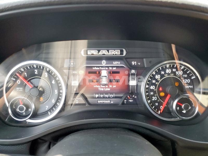 Photo 7 of 2019 RAM 1500 LARAMIE (VIN 1C6SRFJT4KN555007)