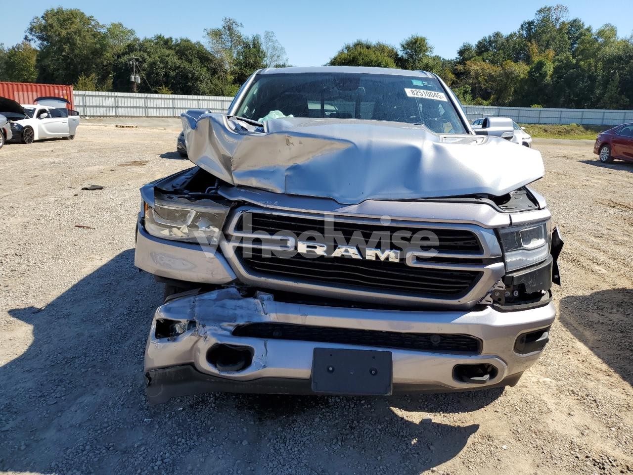 Photo 5 of 2019 RAM 1500 LARAMIE (VIN 1C6SRFJT4KN774386)