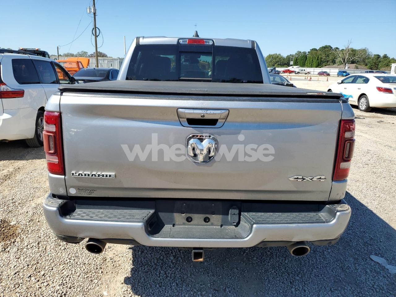 Photo 6 of 2019 RAM 1500 LARAMIE (VIN 1C6SRFJT4KN774386)