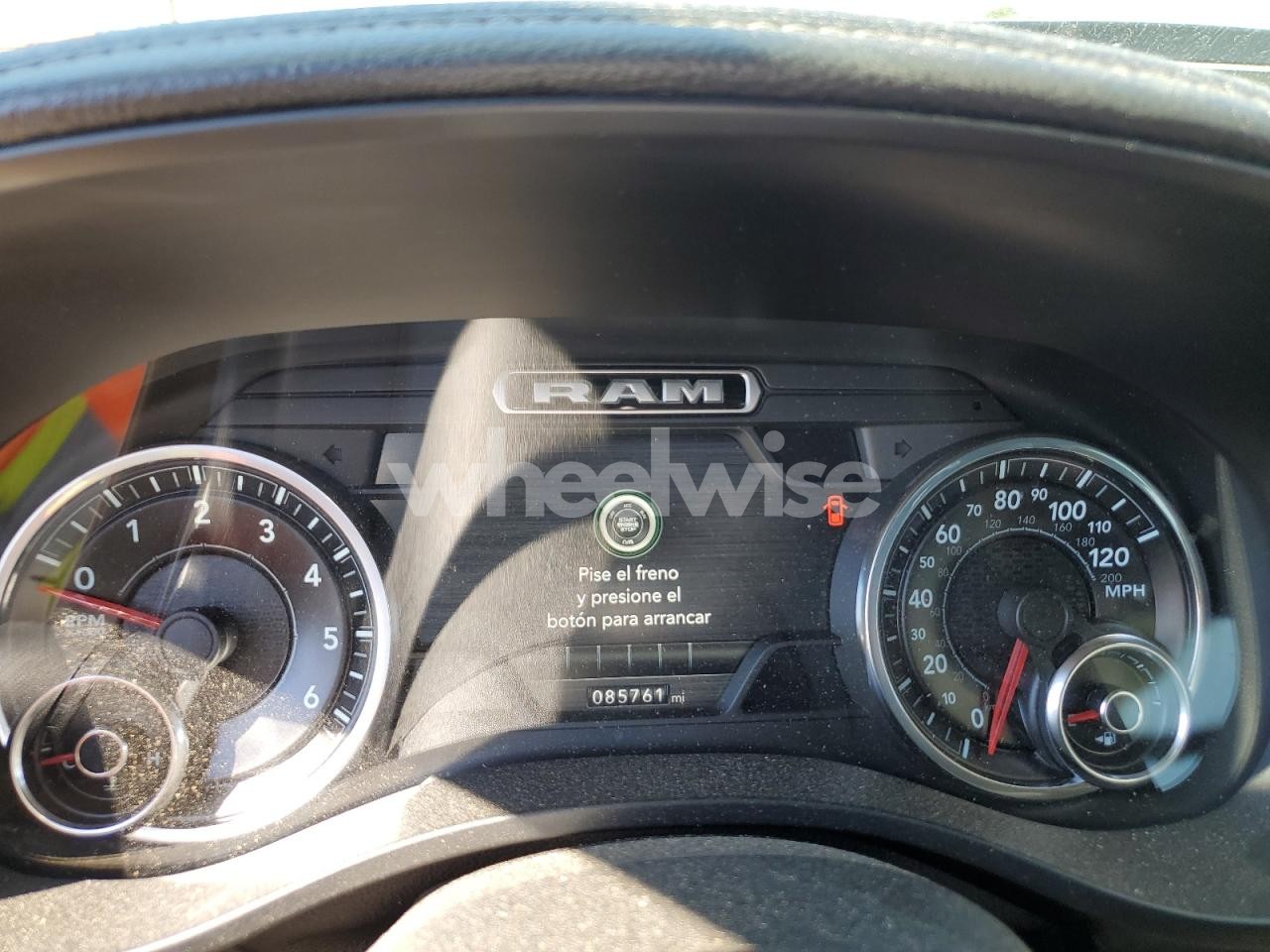 Photo 9 of 2019 RAM 1500 LARAMIE (VIN 1C6SRFJT4KN774386)