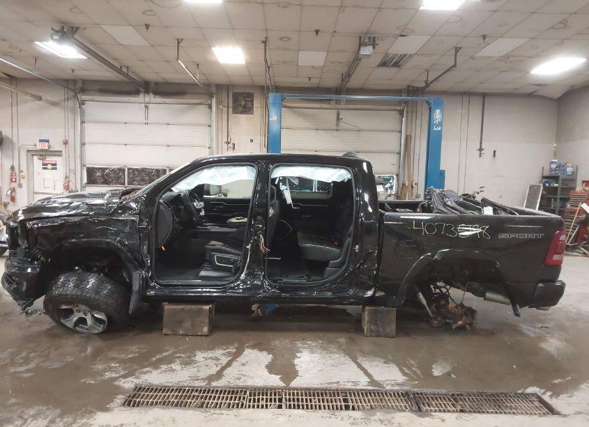 Photo 15 of 2021 Ram 1500 LARAMIE 4X4 5'7 BOX (VIN 1C6SRFJT4MN658074)