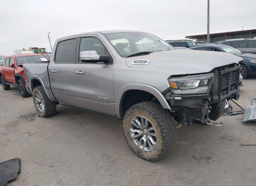 2022 Ram 1500 LARAMIE 4X4 5'7 BOX (VIN 1C6SRFJT4NN128852) main photo