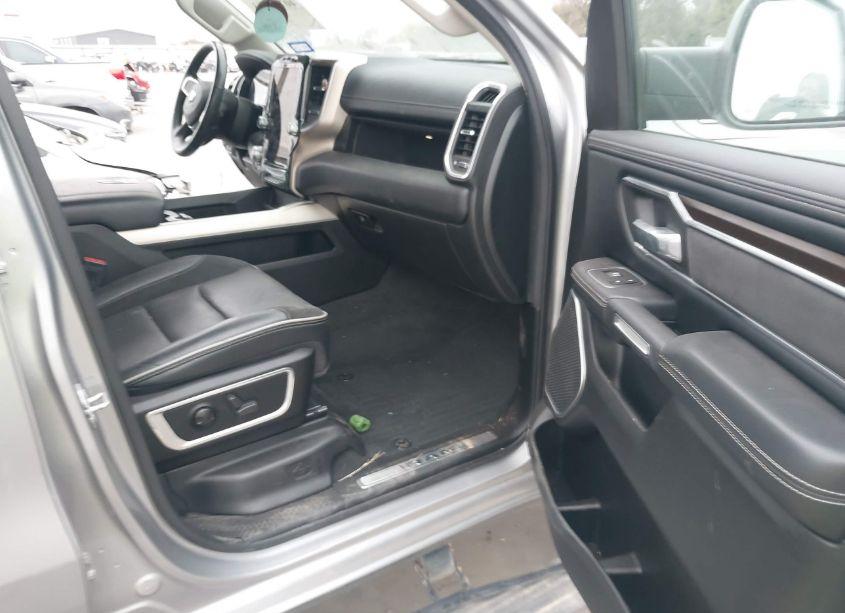 Photo 5 of 2022 Ram 1500 LARAMIE 4X4 5'7 BOX (VIN 1C6SRFJT4NN128852)