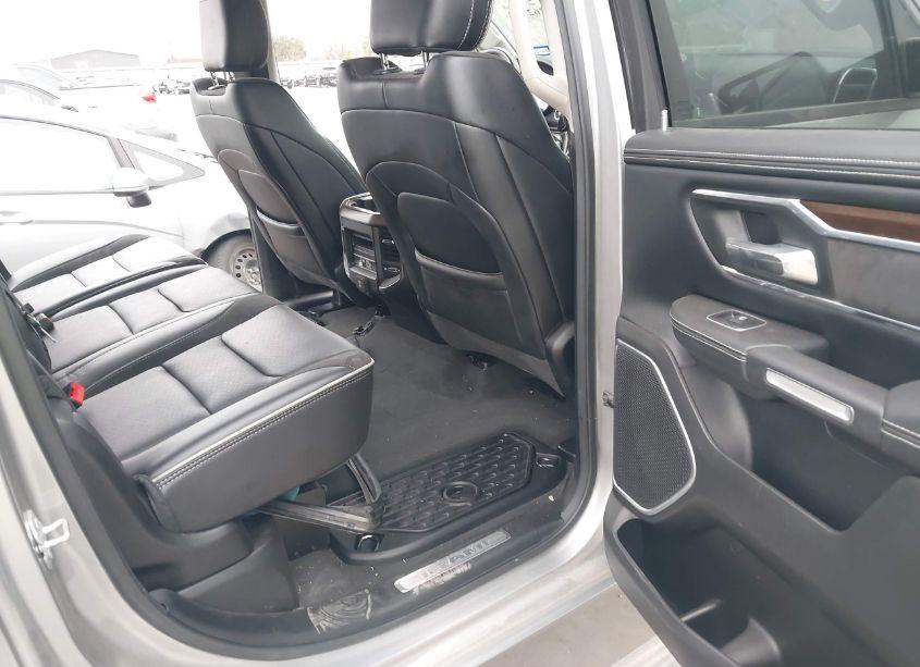 Photo 8 of 2022 Ram 1500 LARAMIE 4X4 5'7 BOX (VIN 1C6SRFJT4NN128852)