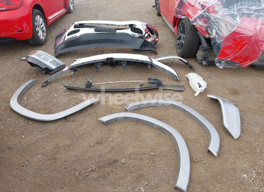 Photo 12 of 2022 Ram 1500 LARAMIE 4X4 5'7 BOX (VIN 1C6SRFJT4NN391990)