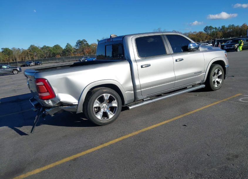 Photo 4 of 2019 Ram 1500 LARAMIE 4X4 5'7 BOX (VIN 1C6SRFJT5KN505569)