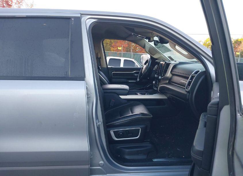 Photo 5 of 2019 Ram 1500 (VIN 1C6SRFJT5KN507838)