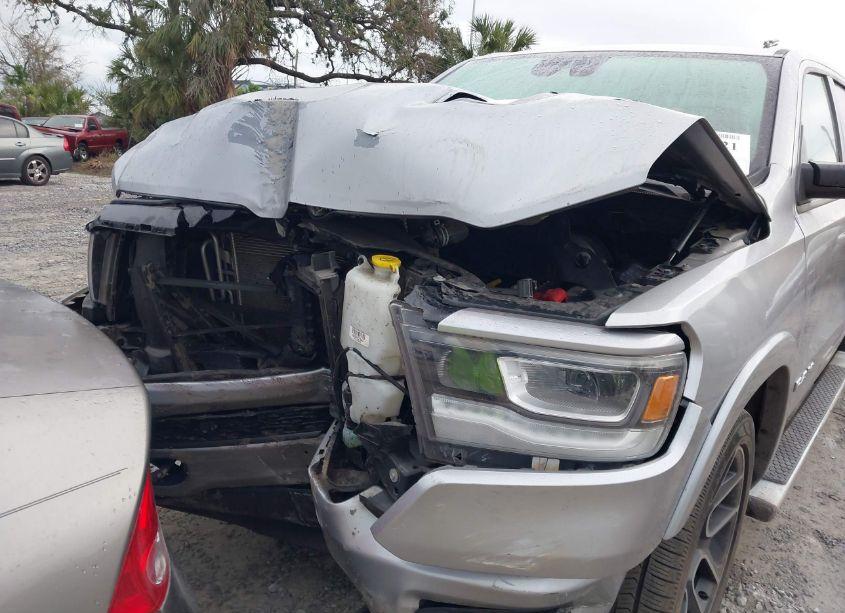 Photo 6 of 2019 Ram 1500 LARAMIE 4X4 5'7 BOX (VIN 1C6SRFJT5KN686530)