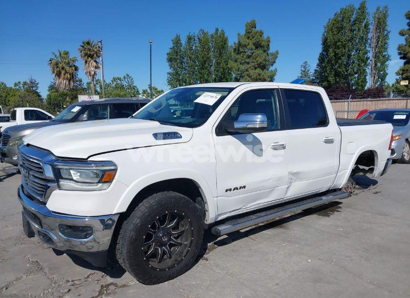 Photo 6 of 2019 Ram 1500 LARAMIE 4X4 5'7 BOX (VIN 1C6SRFJT5KN760383)