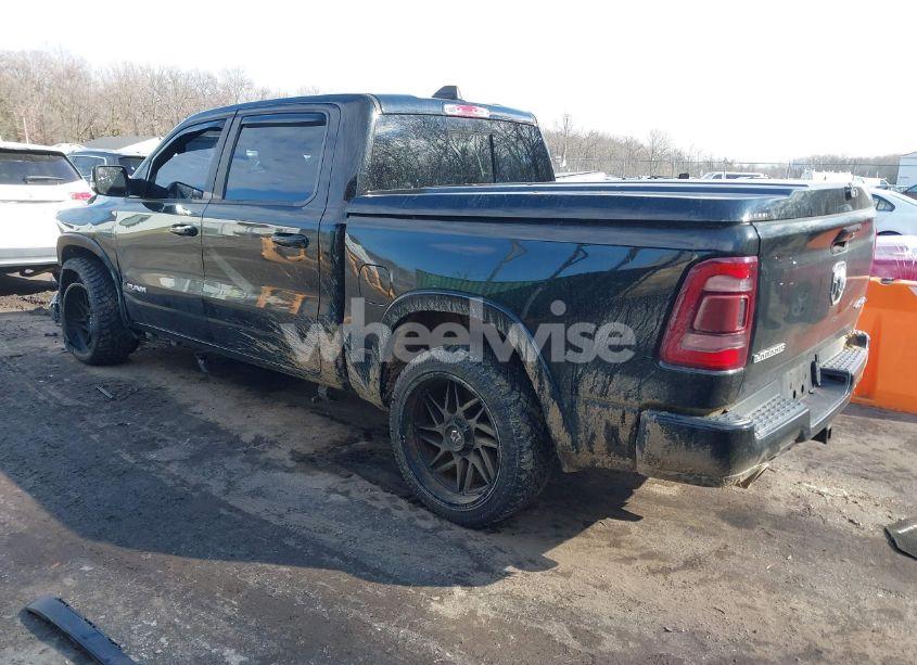 Photo 3 of 2019 Ram 1500 LARAMIE 4X4 5'7 BOX (VIN 1C6SRFJT5KN772582)