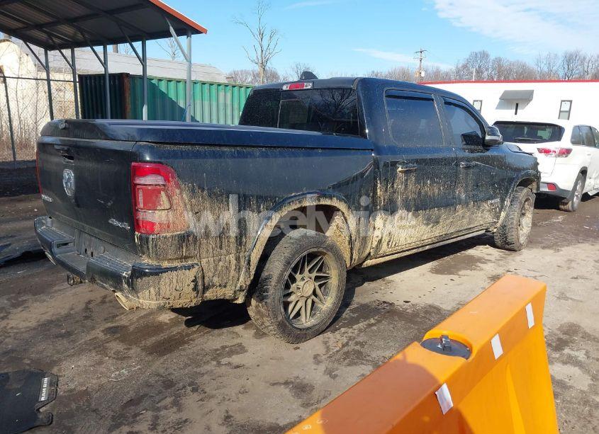 Photo 4 of 2019 Ram 1500 LARAMIE 4X4 5'7 BOX (VIN 1C6SRFJT5KN772582)