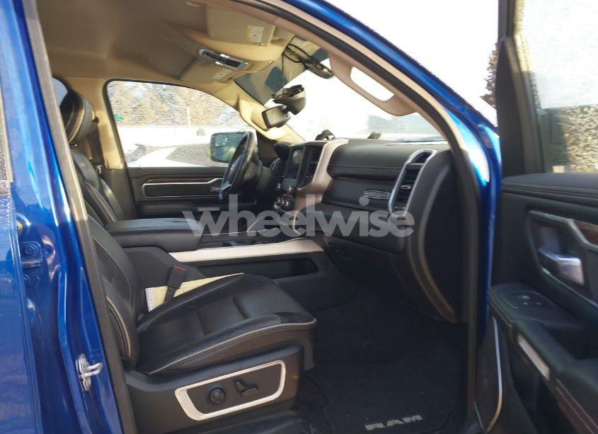 Photo 5 of 2019 Ram 1500 LARAMIE 4X4 5'7 BOX (VIN 1C6SRFJT5KN786773)