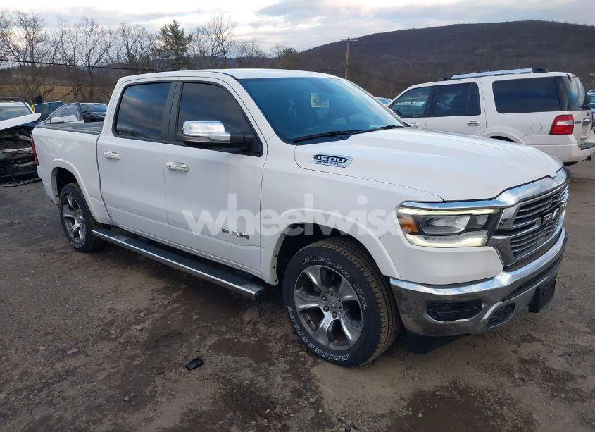 2020 Ram 1500 LARAMIE 4X4 5'7 BOX (VIN 1C6SRFJT5LN220243) main photo