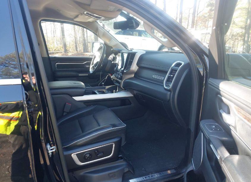 Photo 5 of 2020 Ram 1500 LARAMIE 4X4 5'7 BOX (VIN 1C6SRFJT5LN393017)