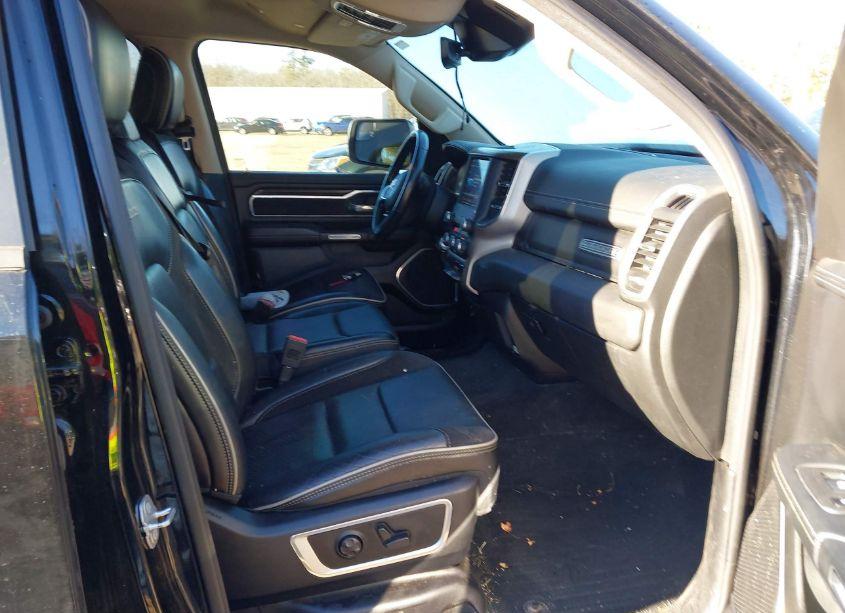 Photo 5 of 2021 Ram 1500 LARAMIE 4X4 5'7 BOX (VIN 1C6SRFJT5MN805874)