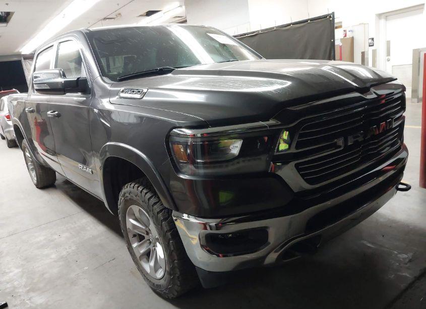 2021 Ram 1500 LARAMIE 4X4 5'7 BOX (VIN 1C6SRFJT5MN816695) main photo
