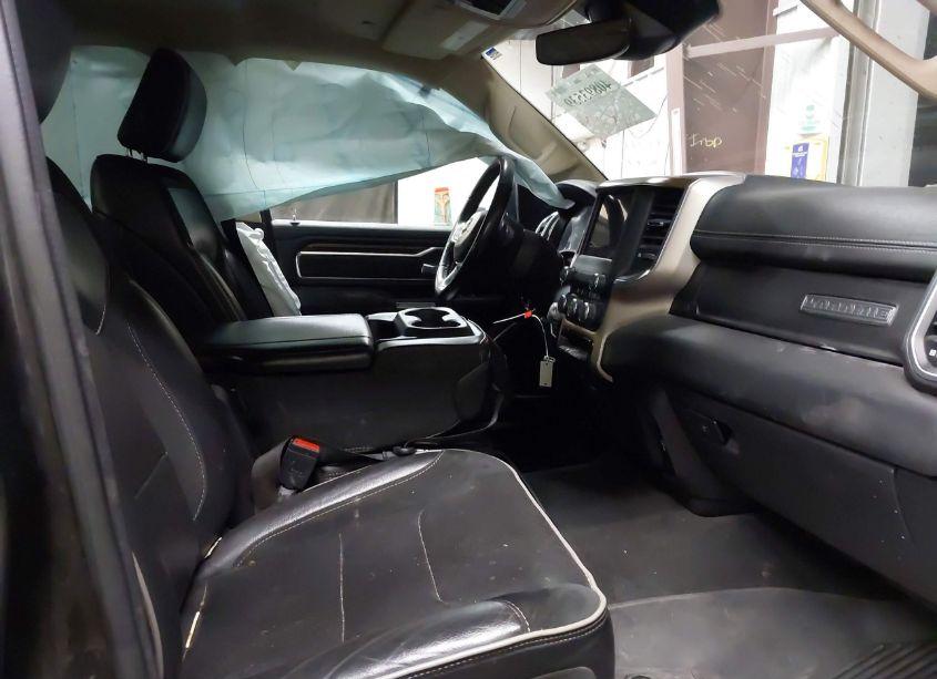 Photo 5 of 2021 Ram 1500 LARAMIE 4X4 5'7 BOX (VIN 1C6SRFJT5MN816695)