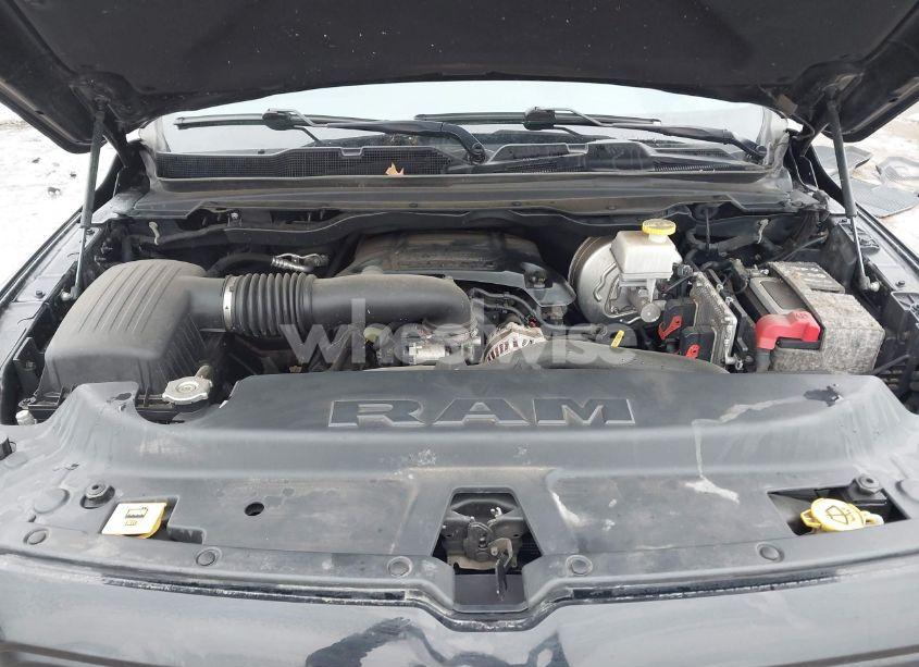 Photo 10 of 2019 Ram 1500 LARAMIE (VIN 1C6SRFJT6KN686472)