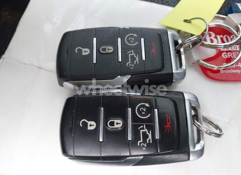 Photo 11 of 2019 Ram 1500 LARAMIE (VIN 1C6SRFJT6KN686472)