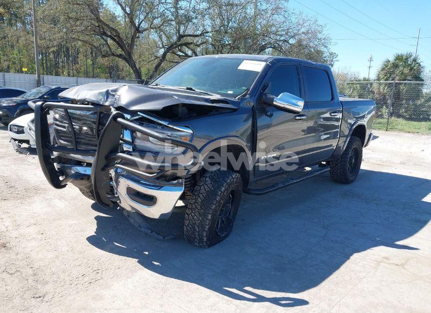 Photo 2 of 2019 Ram 1500 LARAMIE 4X4 5'7 BOX (VIN 1C6SRFJT6KN740899)