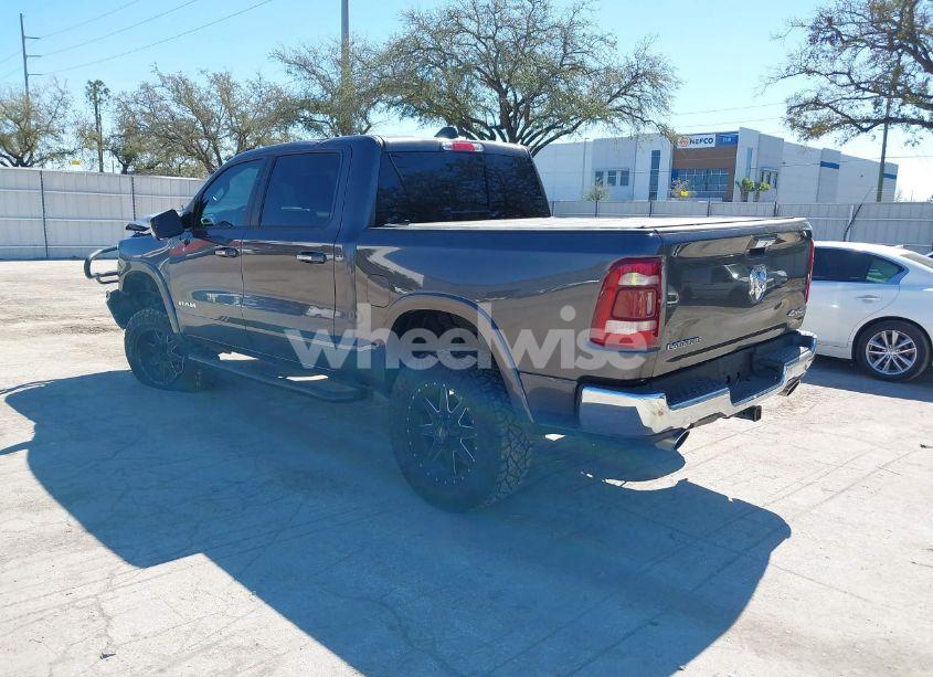Photo 3 of 2019 Ram 1500 LARAMIE 4X4 5'7 BOX (VIN 1C6SRFJT6KN740899)