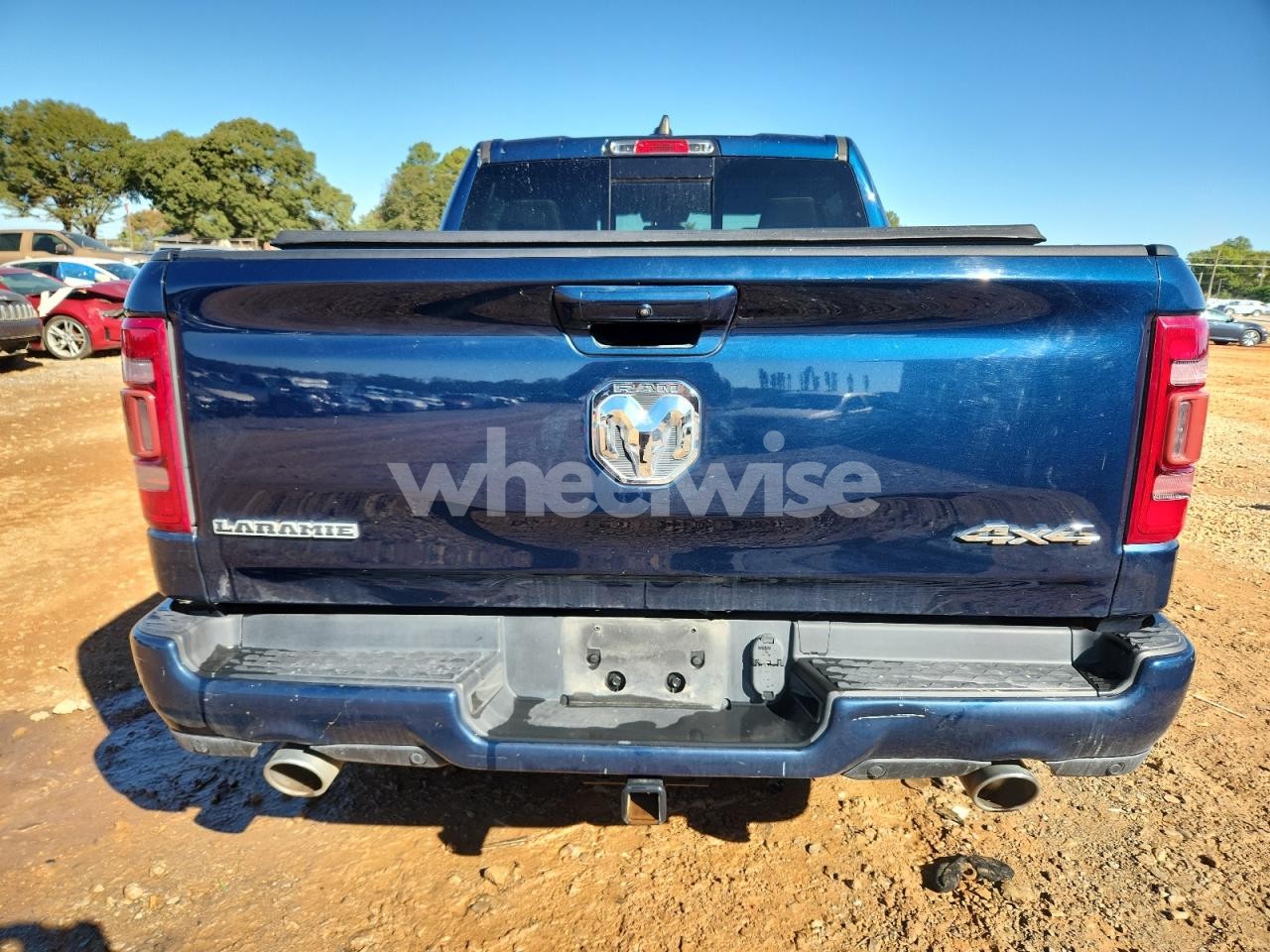 Photo 6 of 2019 RAM 1500 LARAMIE (VIN 1C6SRFJT6KN861724)