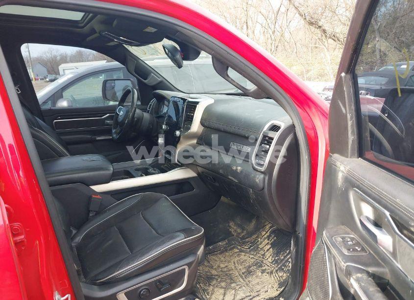 Photo 5 of 2019 Ram 1500 LARAMIE 4X4 5'7 BOX (VIN 1C6SRFJT6KN924952)