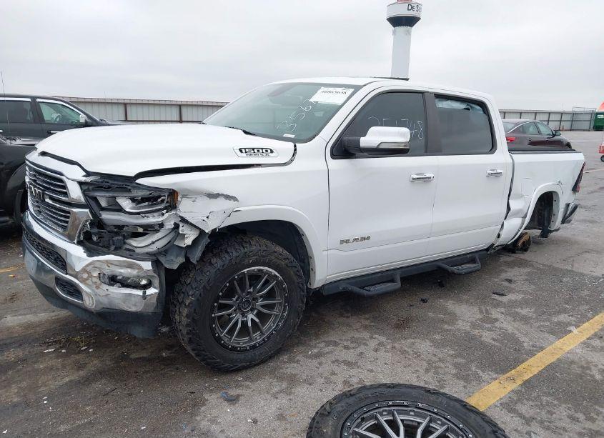 Photo 2 of 2020 Ram 1500 LARAMIE 4X4 5'7 BOX (VIN 1C6SRFJT6LN193943)