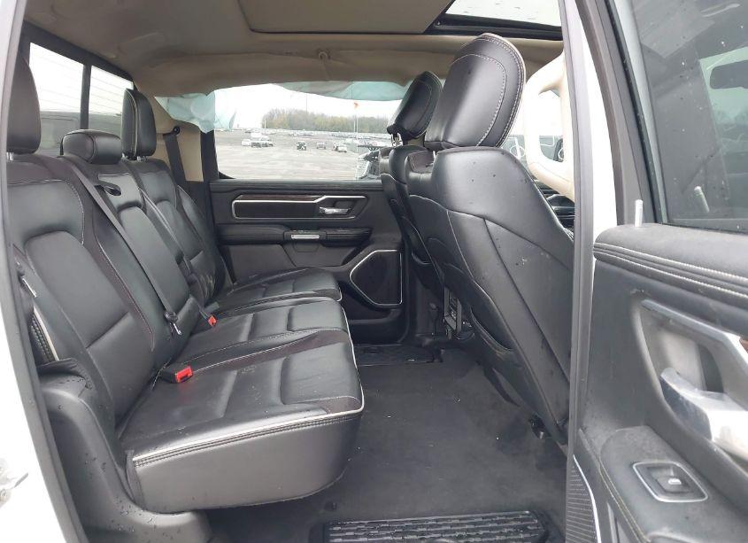 Photo 8 of 2020 Ram 1500 LARAMIE 4X4 5'7 BOX (VIN 1C6SRFJT6LN193943)