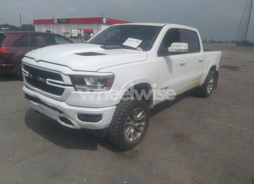 Photo 2 of 2020 Ram 1500 LARAMIE 4X4 5'7 BOX (VIN 1C6SRFJT6LN398405)