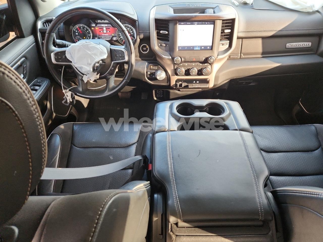 Photo 8 of 2022 RAM 1500 LARAMIE (VIN 1C6SRFJT6NN314120)