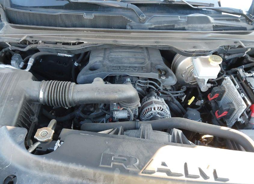 Photo 10 of 2019 Ram 1500 LARAMIE 4X4 5'7 BOX (VIN 1C6SRFJT7KN909828)