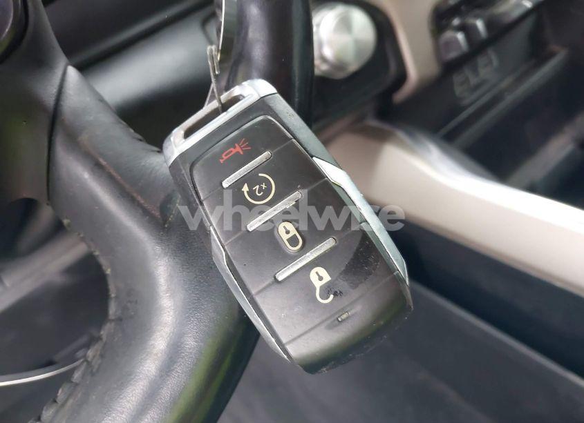 Photo 11 of 2020 Ram 1500 LARAMIE 4X4 5'7 BOX (VIN 1C6SRFJT7LN390801)