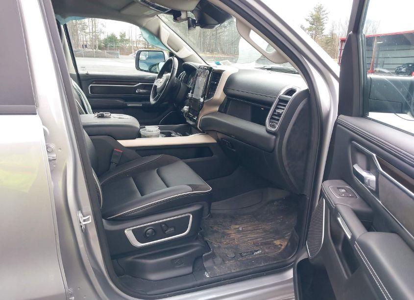 Photo 5 of 2022 Ram 1500 LARAMIE 4X4 5'7 BOX (VIN 1C6SRFJT7NN297201)