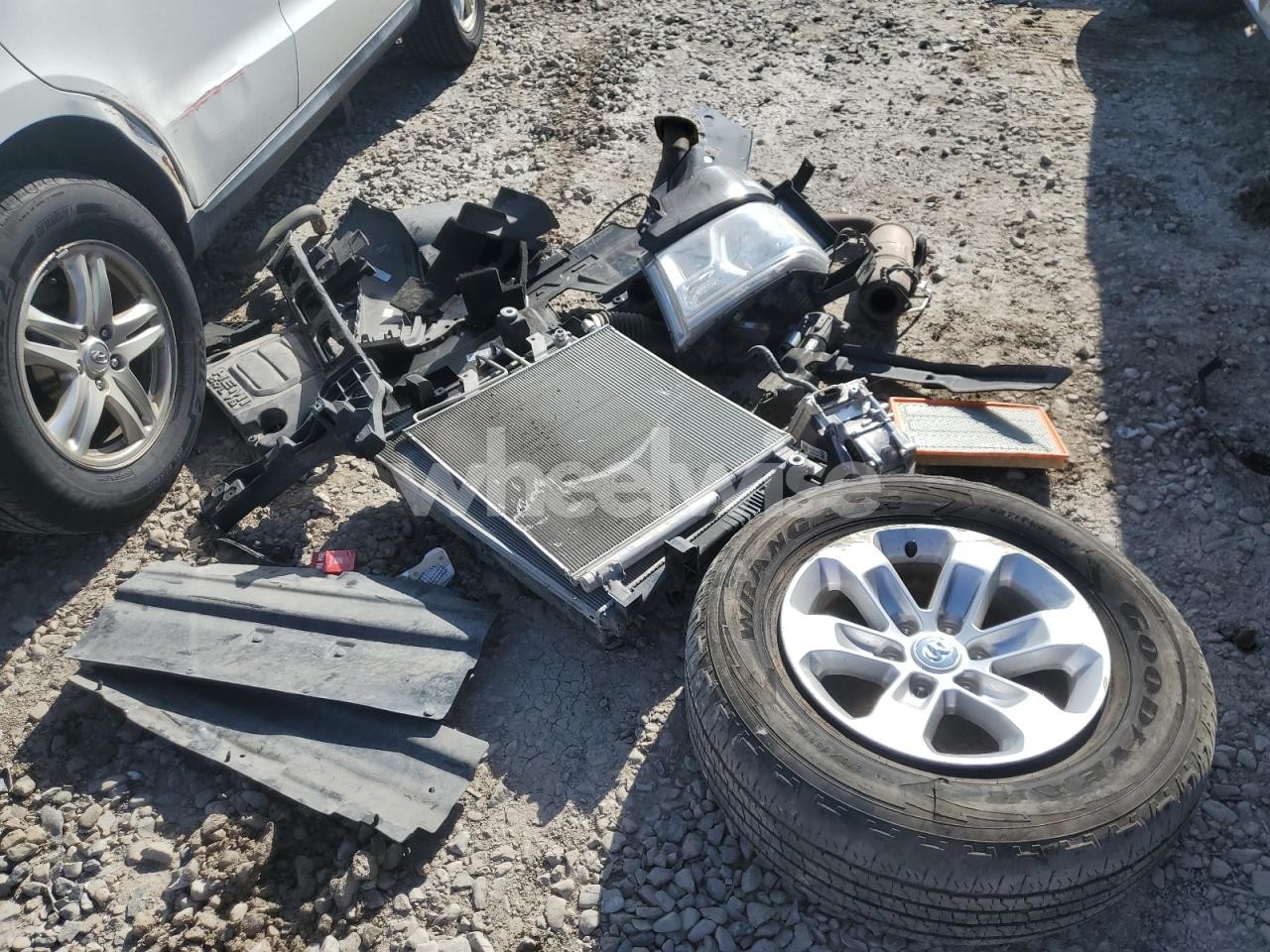 Photo 12 of 2023 RAM 1500 LARAMIE (VIN 1C6SRFJT7PN641659)