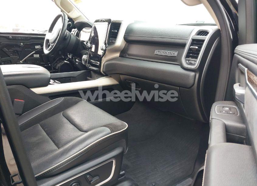 Photo 5 of 2020 Ram 1500 LARAMIE 4X4 5'7 BOX (VIN 1C6SRFJT8LN419772)