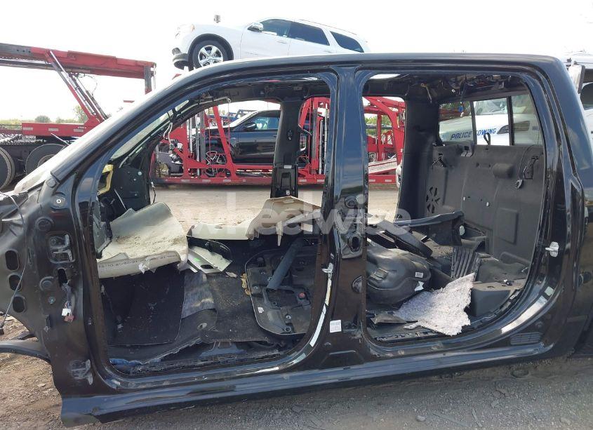 Photo 14 of 2021 Ram 1500 (VIN 1C6SRFJT8MN734993)