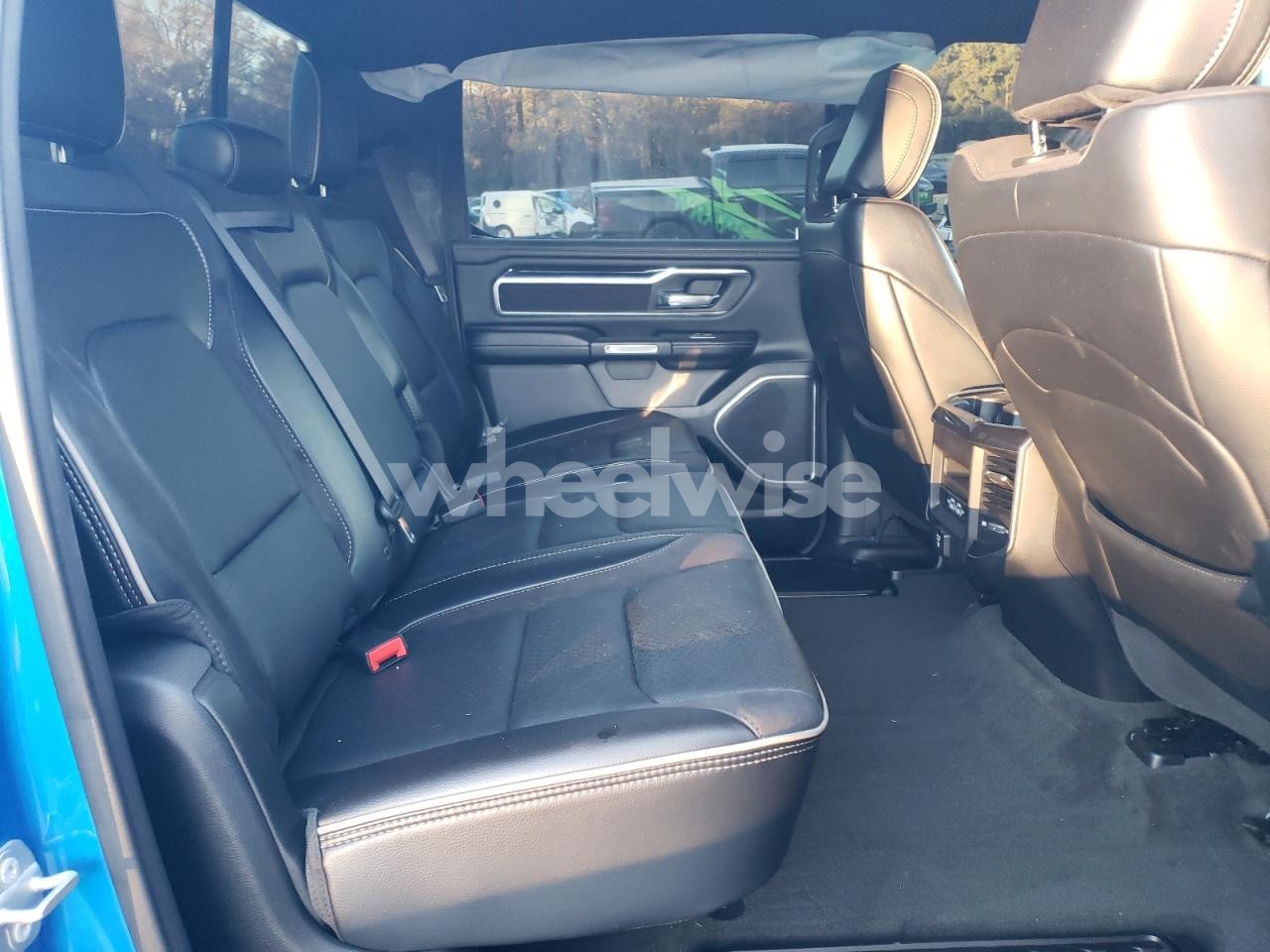 Photo 10 of 2021 RAM 1500 LARAMIE (VIN 1C6SRFJT8MN781327)